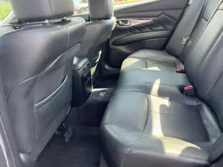 2012 INFINITI M