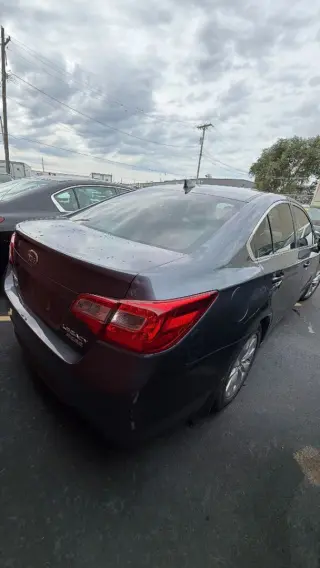 2017 SUBARU LEGACY