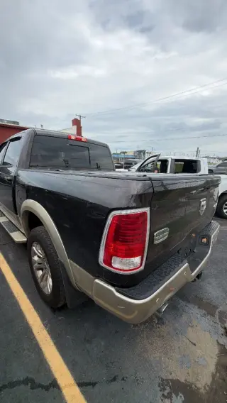 2016 RAM 1500 CREW CAB