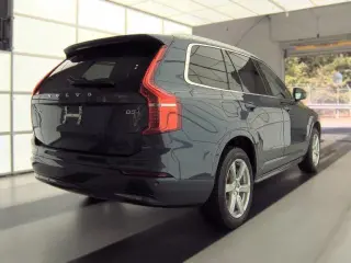 Volvo XC90 2023 AWD B5 Core 4dr SUV
