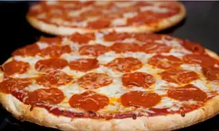 LA MEJOR PIZZA