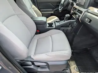 Toyota Tacoma 2024 4x4 SR5 4dr Cablo Dobles 6.1 ft LB