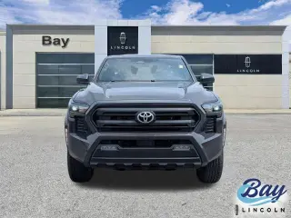 Toyota Tacoma 2024 4x4 SR5 4dr Cablo Dobles 6.1 ft LB