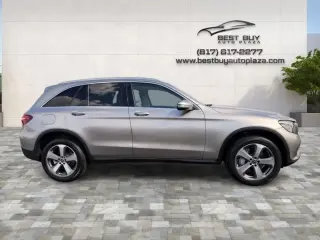 2019 MERCEDES-BENZ GLC
