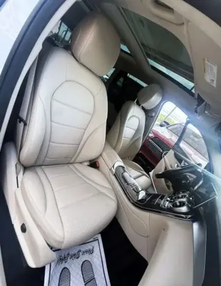 2022 MERCEDES-BENZ GLC