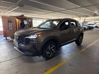 Nissan Kicks 2026 SV 4dr Crossover