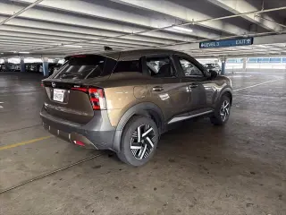 Nissan Kicks 2026 SV 4dr Crossover