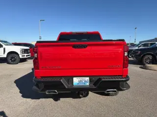 Chevrolet Silverado 1500 2024 4x4 Custom Trail Boss 4dr Cab con 5.8 ft. SB