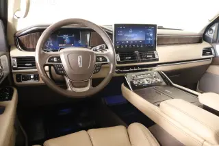 Lincoln Navigator 2023 4x4 Reserve 4dr SUV