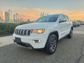 2020 Jeep GRAND CHEROKEE