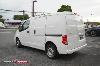 2021 NISSAN NV200