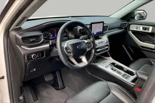 Ford Explorer 2024 XLT 4dr SUV