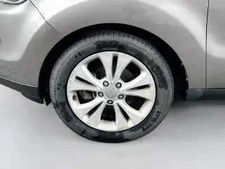 Kia Soul 2015 + 4dr Crossover