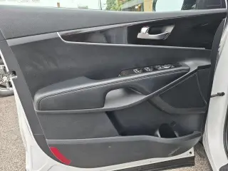 Kia Sorento 2019 AWD S V6 4dr SUV