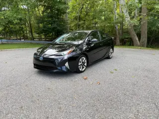 2016 TOYOTA PRIUS