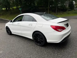 2018 MERCEDES-BENZ CLA