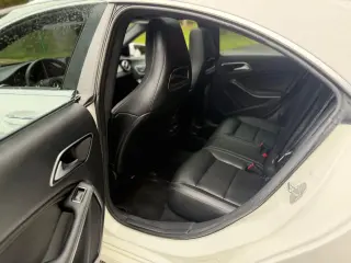 2018 MERCEDES-BENZ CLA