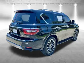 Nissan Armada 2024 4x4 Platinum SUV de 4 puertas