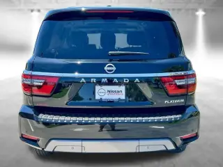Nissan Armada 2024 4x4 Platinum SUV de 4 puertas