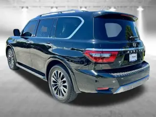 Nissan Armada 2024 4x4 Platinum SUV de 4 puertas