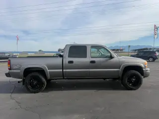 2006 Gmc SIERRA 1500 HD CREW CAB