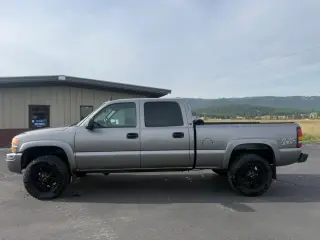 2006 Gmc SIERRA 1500 HD CREW CAB