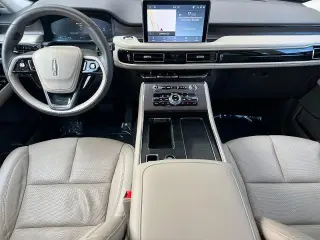 Lincoln Aviator 2023 AWD Reserve 4dr SUV