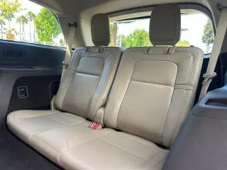 Lincoln Aviator 2023 AWD Reserve 4dr SUV