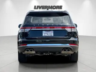 Lincoln Aviator 2023 AWD Reserve 4dr SUV