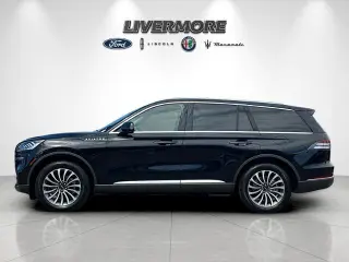Lincoln Aviator 2023 AWD Reserve 4dr SUV
