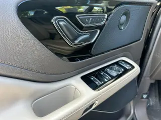 Lincoln Aviator 2023 AWD Reserve 4dr SUV