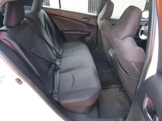 2017 TOYOTA PRIUS
