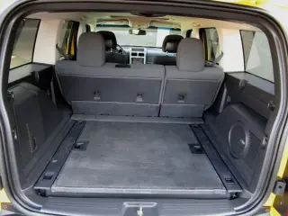2011 DODGE NITRO