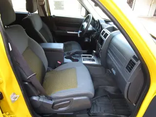 2011 DODGE NITRO