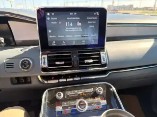Lincoln Navigator 2019 4x4 Black Label 4dr SUV
