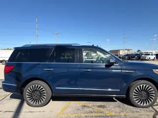 Lincoln Navigator 2019 4x4 Black Label 4dr SUV