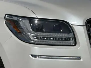 Lincoln Navigator 2019 4x4 Reserve 4dr SUV