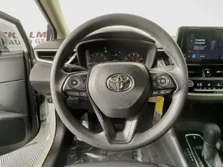 Toyota Corolla 2024 LE 4dr Sedán