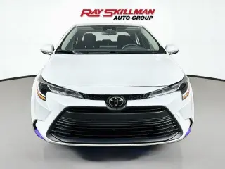 Toyota Corolla 2024 LE 4dr Sedán
