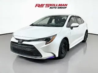 Toyota Corolla 2024 LE 4dr Sedán