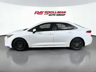Toyota Corolla 2024 LE 4dr Sedán