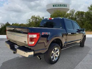 Ford F-150 2023 4x4 King Ranch 4 puertas SuperCrew 6.5 pies pte.