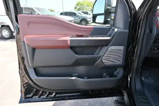 Ford F-150 2023 4x4 Lariat 4dr SuperCrew 5.5 ft. SB