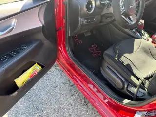 Kia Forte 2023 LXS 4dr Sedán