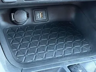 Toyota RAV4 Híbrido 2024 AWD XLE Premium 4dr SUV