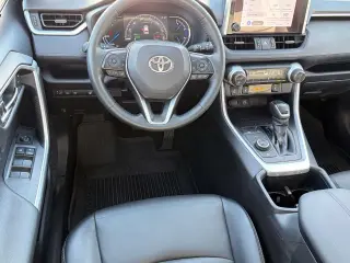 Toyota RAV4 Híbrido 2024 AWD XLE Premium 4dr SUV