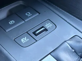 Toyota Venza 2024 AWD LE 4puertas Crossover