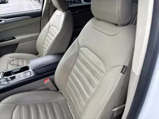 Ford Fusion Hybrid 2017 SE 4dr Sedán