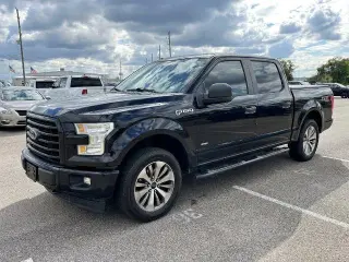 Ford F-150 2017 4x2 XL 4puertas SuperCrew 5.5 pies. SB