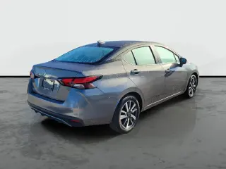 Nissan Versa 2025 SV Sedán de 4 puertas
